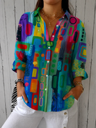Blouse : Catalina | Vibrant Artistic Button-Up Blouse in Modern Multi van DUUWE