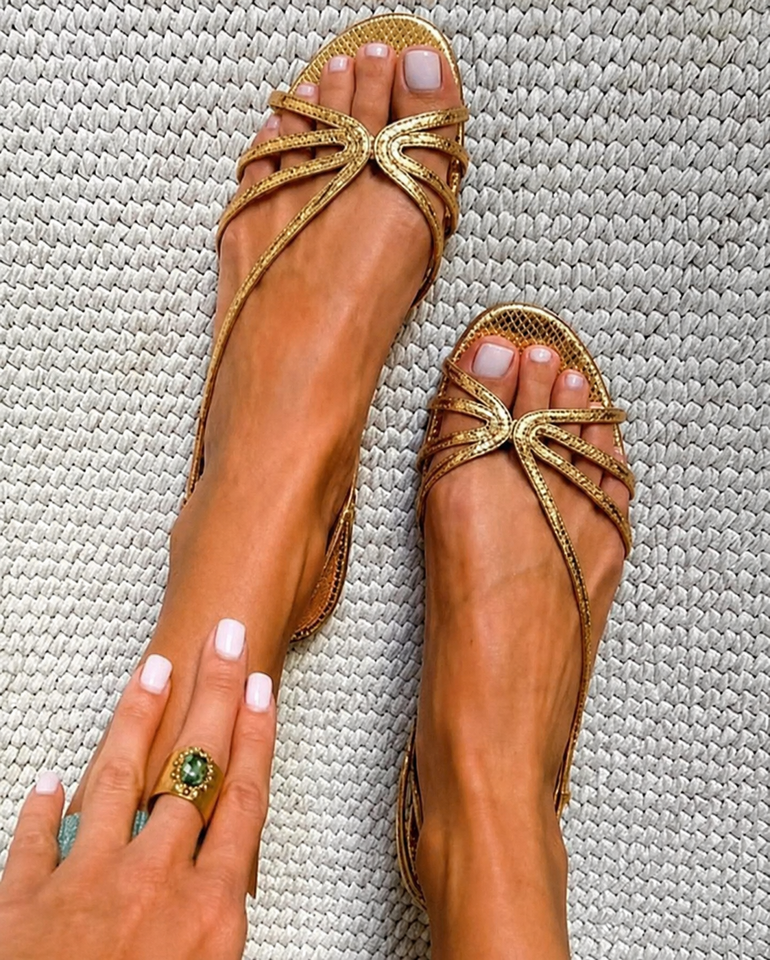 Shoes > Sandals : Serafina | Golden Sandals Summer Essence in Gold van Paper Favor