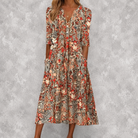 Dress : Evelyn | Graceful Midi Dress With Pockets in Beige van Paper Favor