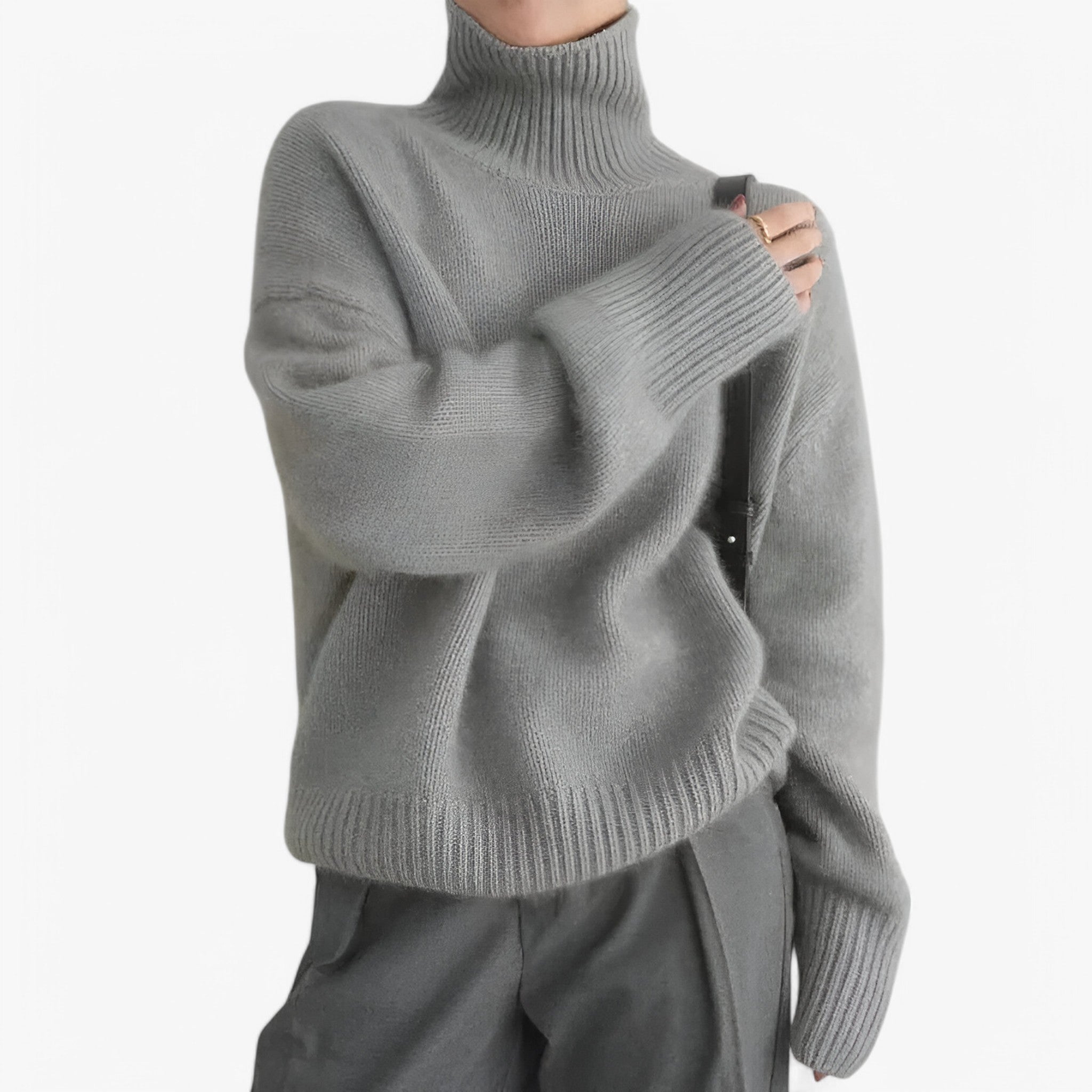 Julia | Cashmere sweater: soft, elegant and timeless