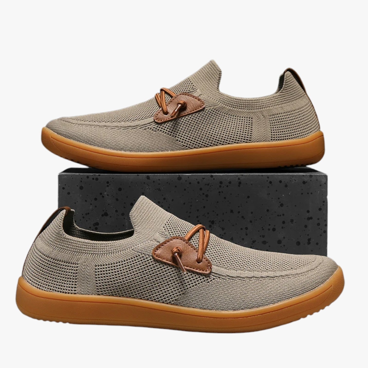 Breathable men's sneakers