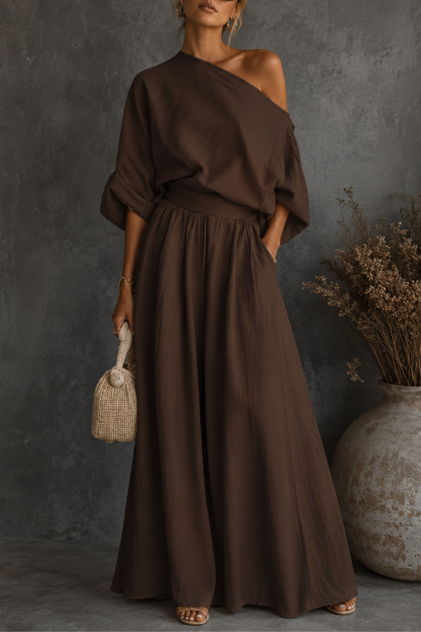 Dresses : Sadie | Casual Short Loose Off-Shoulder and Oversized Skirt in Brown van Paper Favor