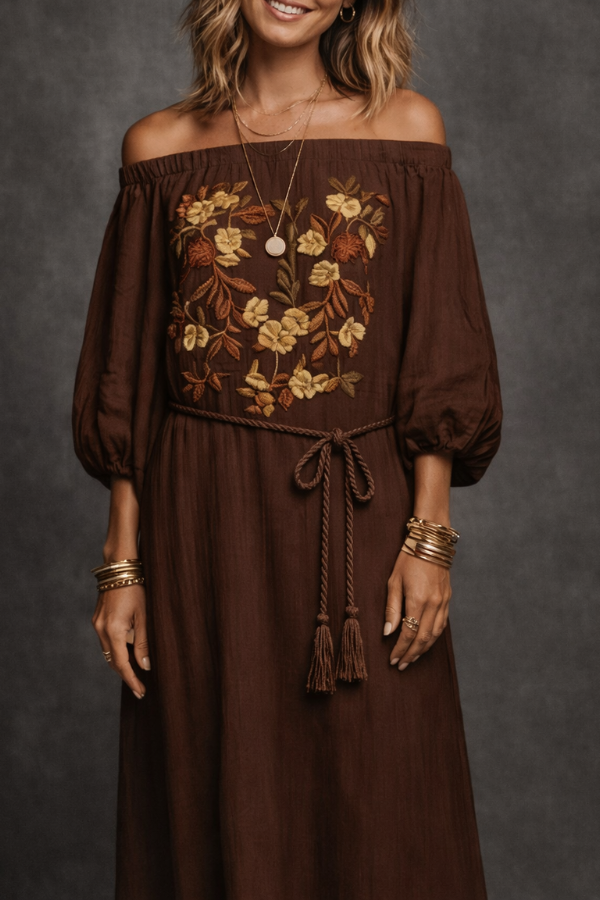 Dresses : Willow | Off-Shoulder Long Dress in van Paper Favor