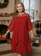 : Josephine™ Elegant Lace Dress in Red van Paper Favor