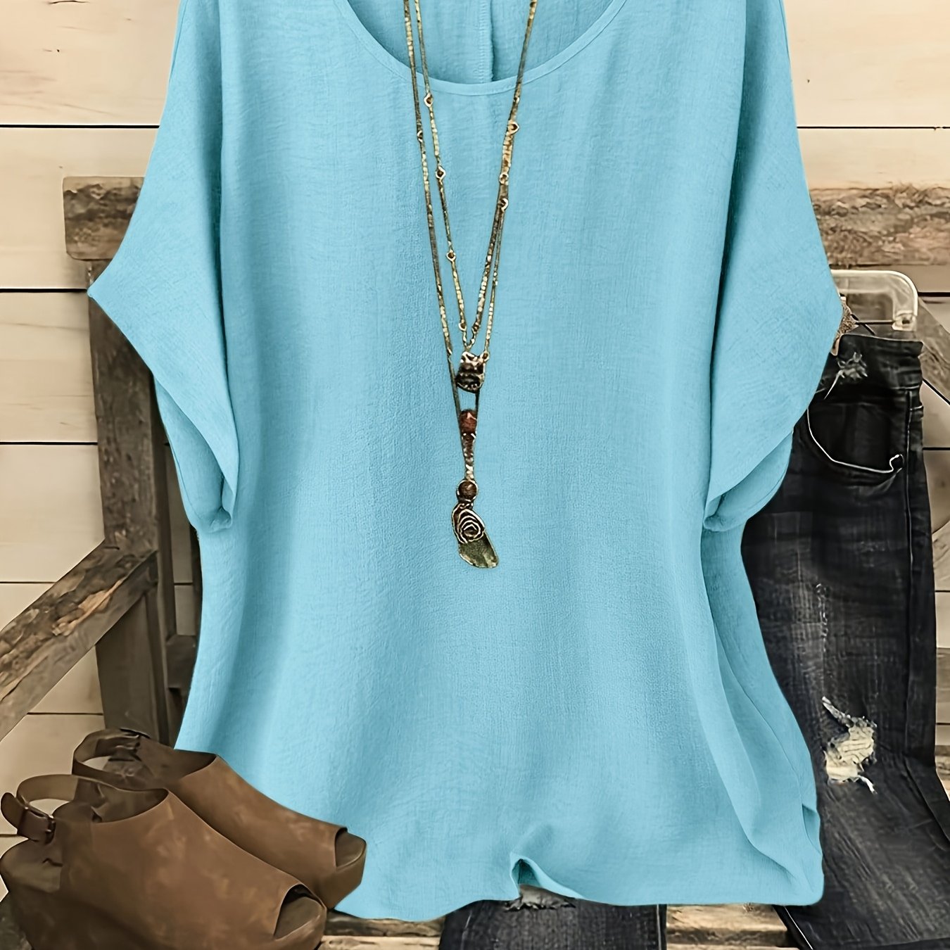 : Sienna™ | Effortless Summer Top in Light Cyan van Paper Favor