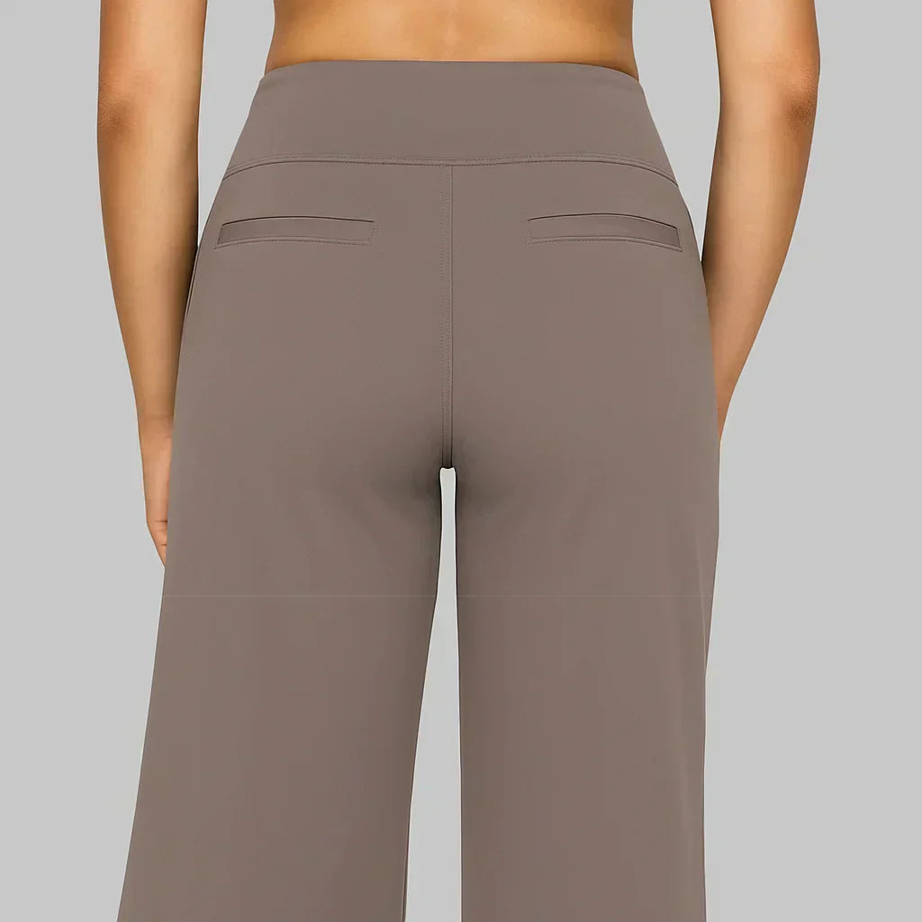 : Elara - Comfort Stretch Pants in van Paper Favor