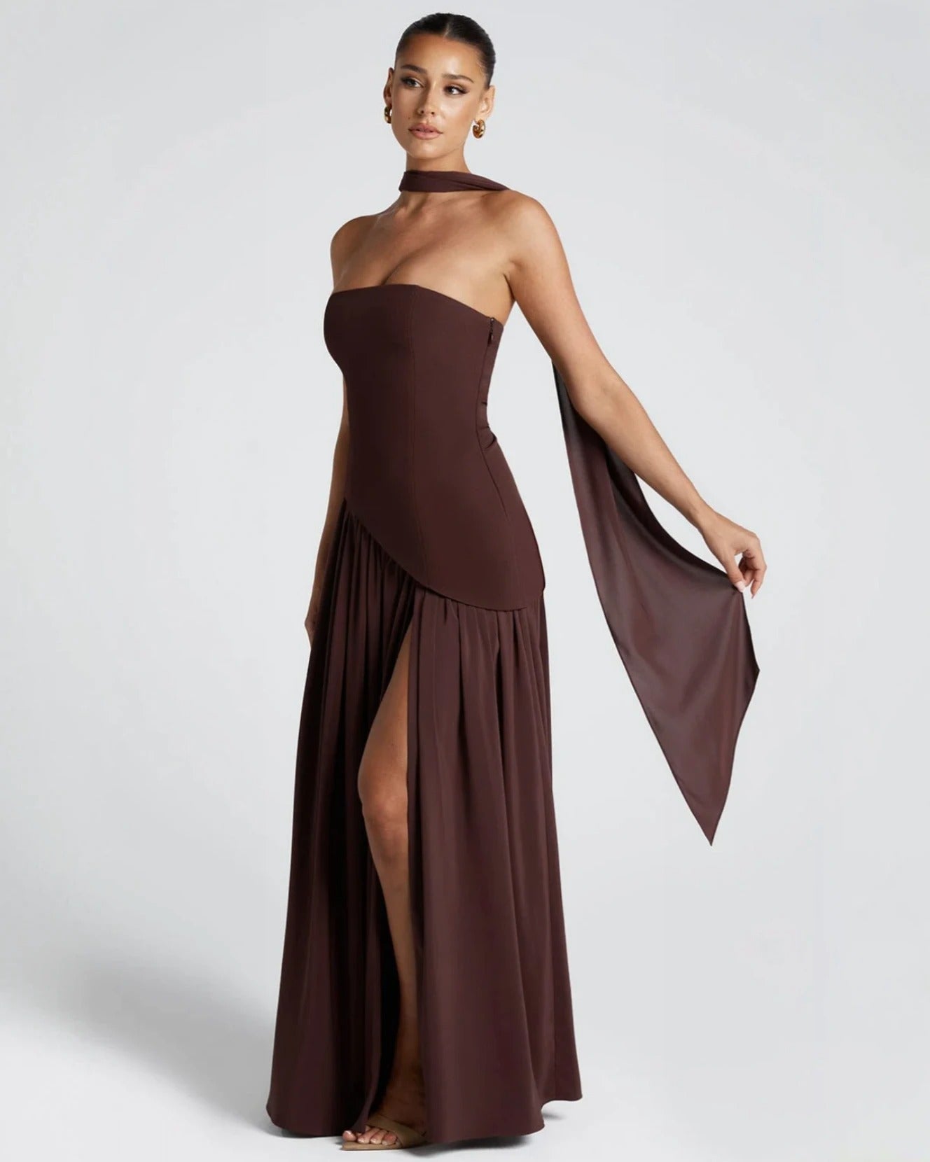 Women > Dresses > Maxi : Women's Effortless Chic Slit Maxi Dress in Brown van Paper Favor