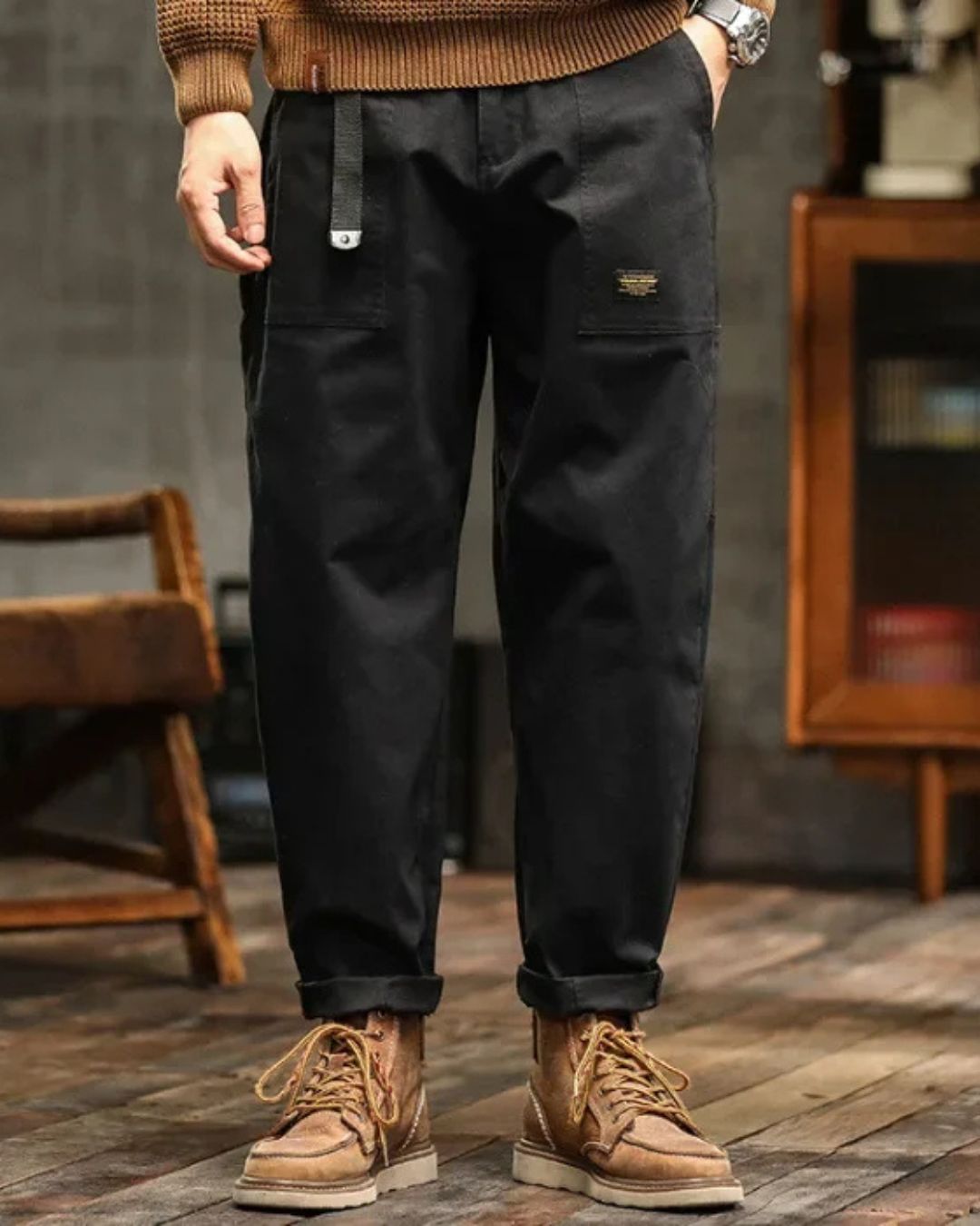 Men > Pants : Men's Vintage Cargo Pants - Timeless Style with Modern Utility in Black van Paper Favor