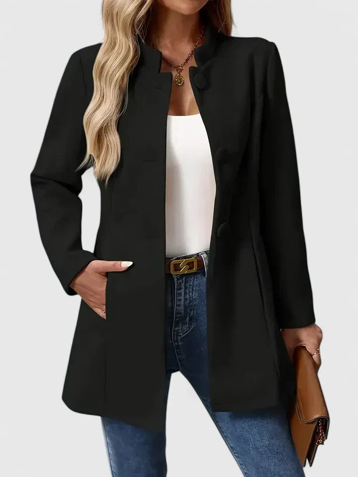: Carmelyssa - Elegant Jacket in Black van Paper Favor