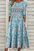 Dress : Brynn | Petal Muse Dress in Blue van Paper Favor