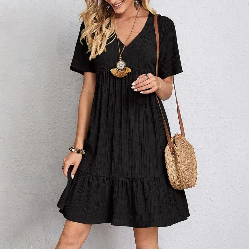 : Susie™ Bohemian Casual Dress in Black van Paper Favor