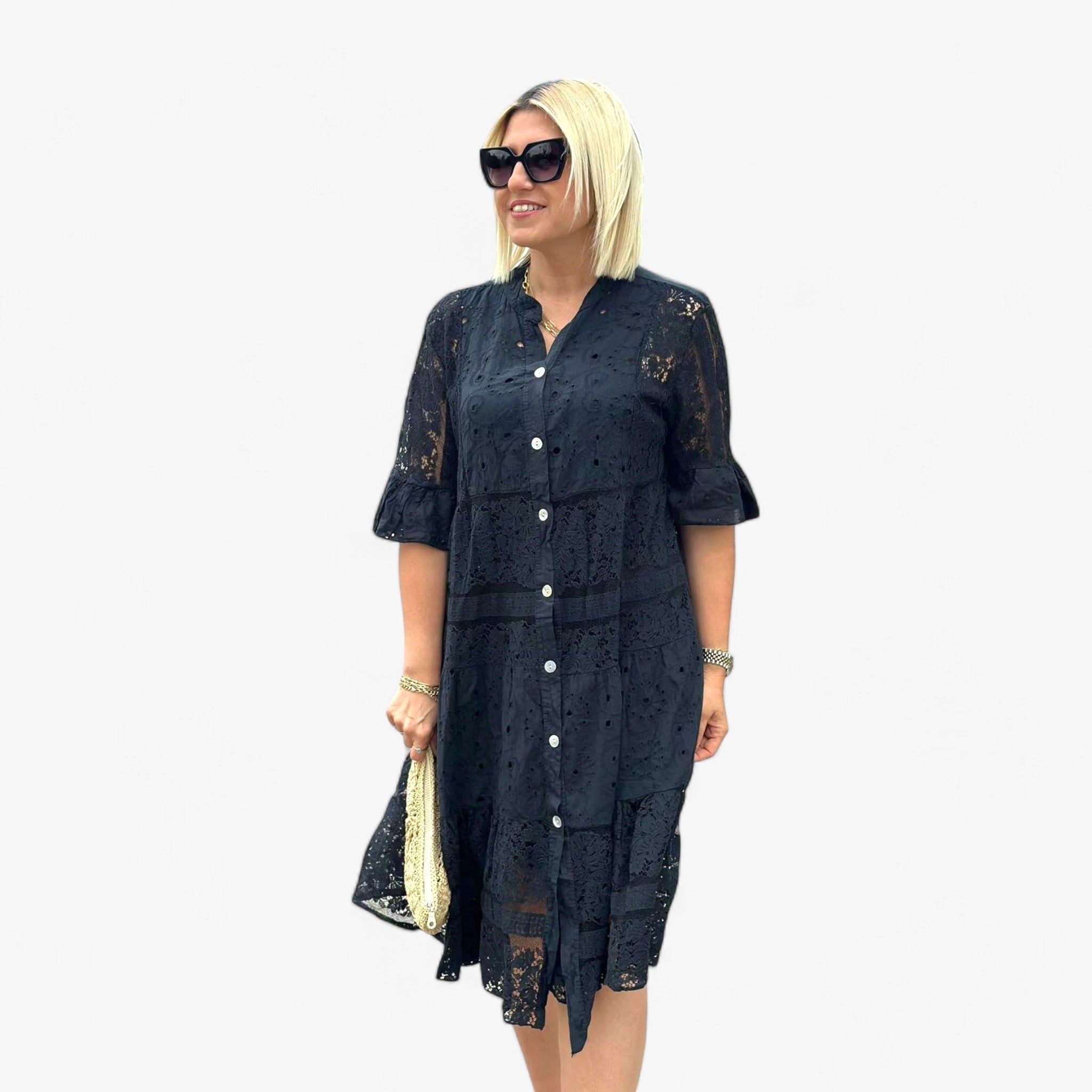 Adele | Lace Dress – Modern elegance with fine details