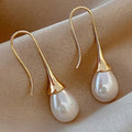 Timeless Pearl Helena Earrings