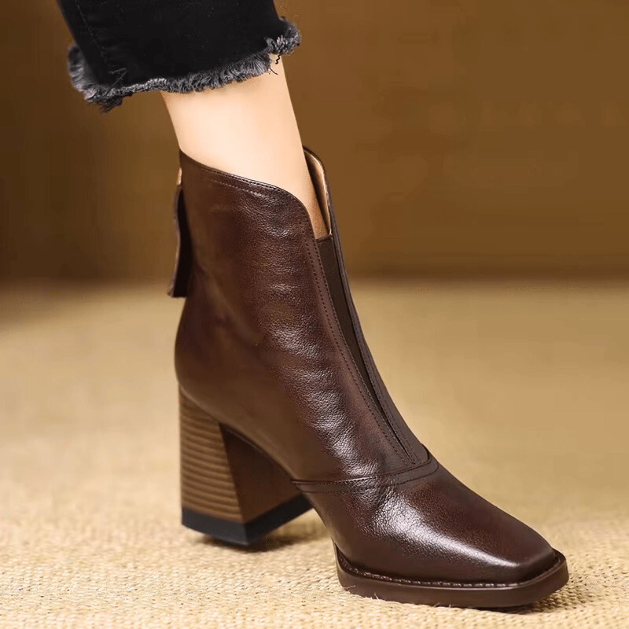 Claudia | Luxe Mid-Heel Ankle Boots for Timeless Elegance